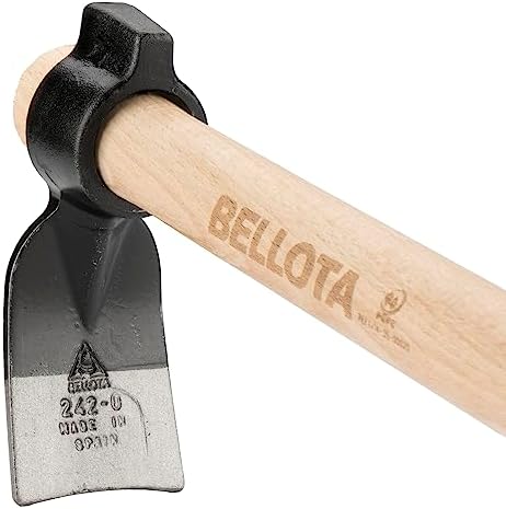 Bellota HOE2420W335P Forged Hoe for Planting Flowers and Rockery Areas, with Wooden Handle and Anti-Turning System. - Image 4