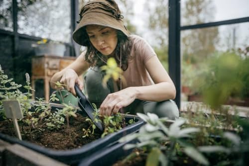 Fiskars Garden Tool Set, 3 Pieces, Cultivator, Planter and Transplanter, FiberComp Plastic 65% Recycled with Fibreglass, Black/Orange, Solid, 1076379 - Image 7