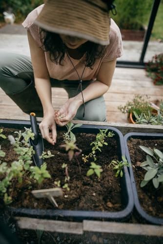 Fiskars Garden Tool Set, 3 Pieces, Cultivator, Planter and Transplanter, FiberComp Plastic 65% Recycled with Fibreglass, Black/Orange, Solid, 1076379 - Image 9