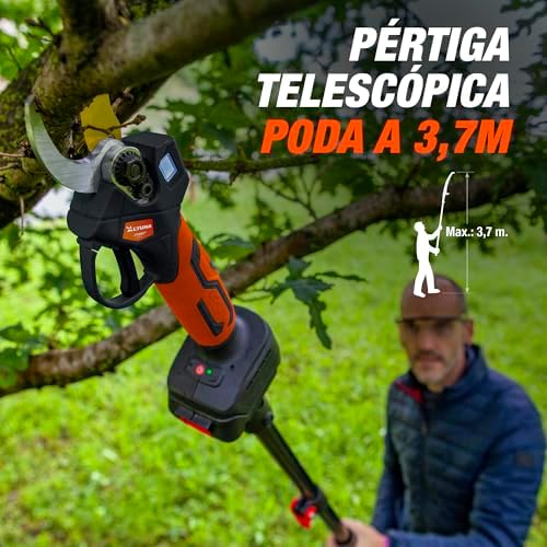 Altuna Titanium Battery Pruning Kit – Battery Chainsaw + Electric Pruning Shears + Telescopic Pole for Pruning in Height up to 3.7 Metres – Includes 2 Batteries – with Charger and Glasses - Image 6
