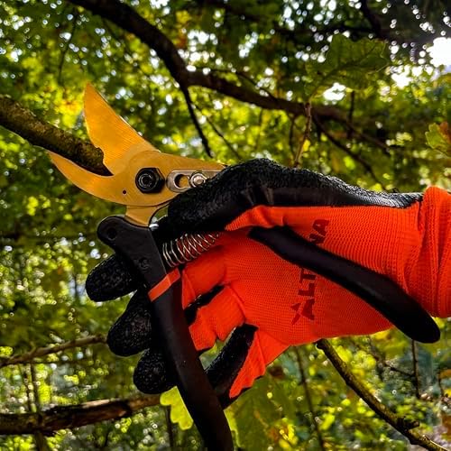 Altuna TR15 Titanium Pruning Shears - Professional Garden Shears with SK5 Blade - Precise Bypass Cutting - Non-Slip Metal Handle - Ergonomic Design - Ideal for Gift - Box Included - Image 6